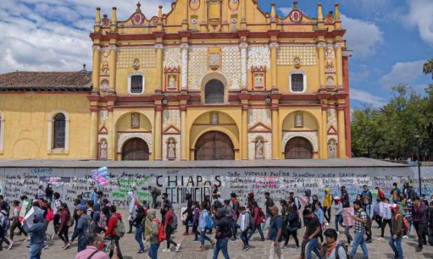 Marcha en Chiapas exige la liberación de los 95 alumnos detenidos