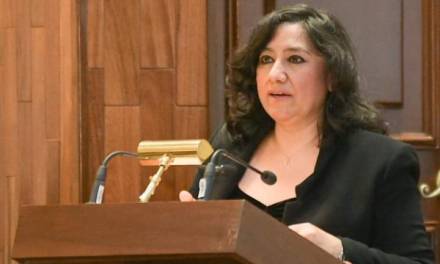 Irma Eréndira es sustituida como titular de la Secretaría de la Función Pública