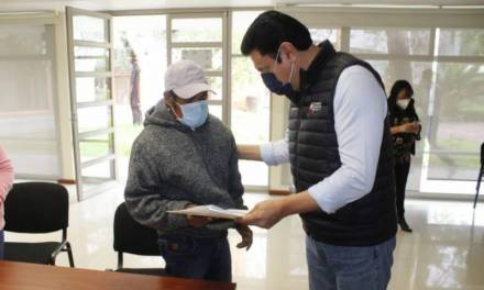 Sedeso entrega ayudas sociales a familiares de migrantes fallecidos