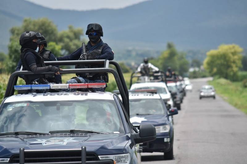 Asegura SSP Hidalgo a dos individuos con armas y presunto ‘cristal’