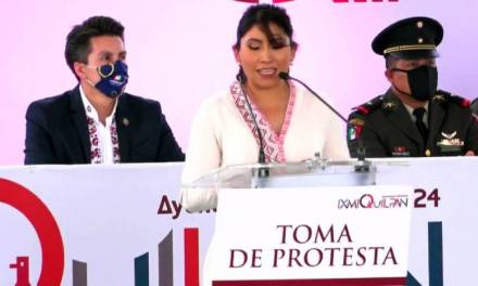 Toman protesta de ley integrantes de las nuevas asambleas de los municipios de Ixmiquilpan y Acaxochitlán