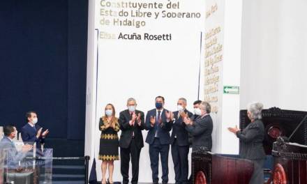 Develan el nombre de Elisa Acuña Rosetti, en el Muro de Honor del Congreso local
