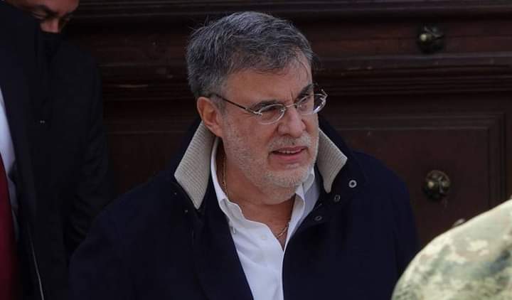 Julio Scherer sale del gabinete presidencial, lo sutituye Estela Ríos