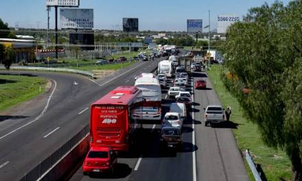 Convocan a bloqueo de la autopista México-Pachuca