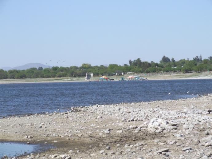 Por actividades agrícolas disminuye el agua en la presa Vicente Aguirre