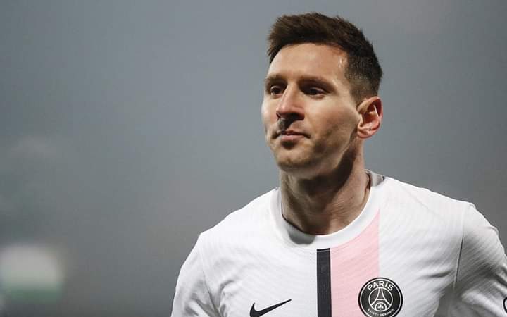 Lionel Messi da positivo a Covid-19
