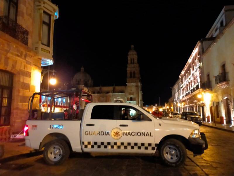 Dejan camioneta con cadáveres frente a Palacio de Gobierno de Zacatecas