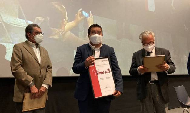 Reconocen con premio Temasili a 3 periodistas hidalguenses