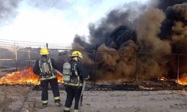 Sofocan incendio en Palma Gorda