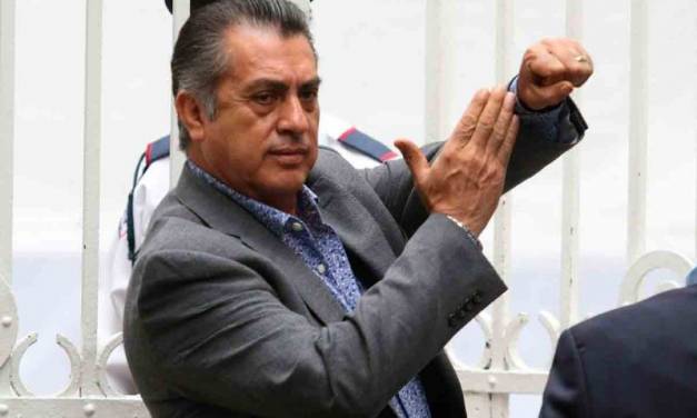 Hallan armas y 2.1 mdp en rancho de “El Bronco”