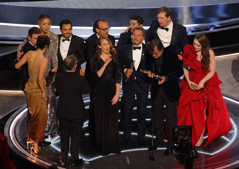 CODA, con Eugenio Derbez, gana el Oscar por Mejor Película