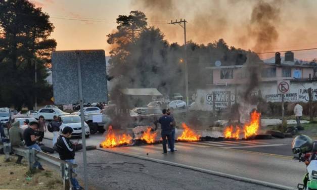 Reportan bloqueos en la México-Cuernavaca