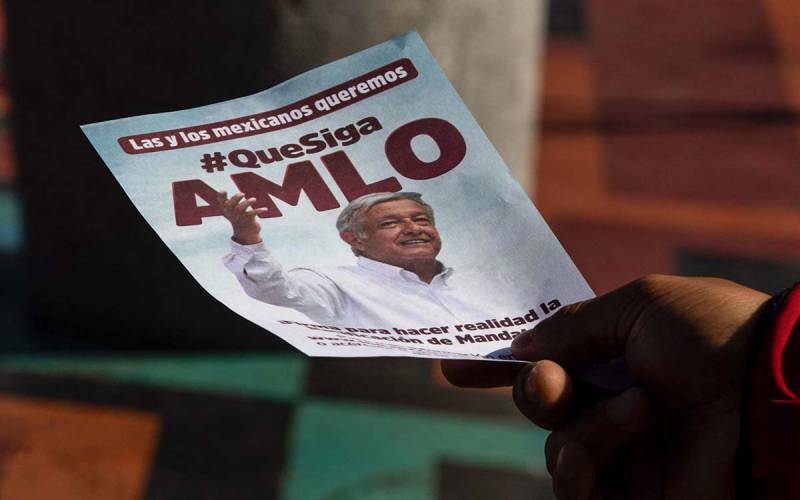 Ordena INE retirar propaganda de AMLO por Revocación de Mandato