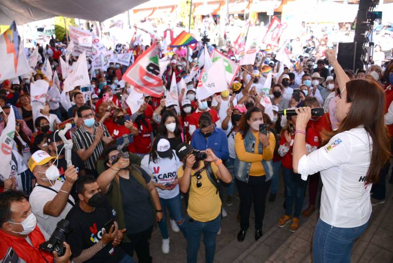 Comerciantes de Pachuca respaldan proyecto de Carolina Viggiano