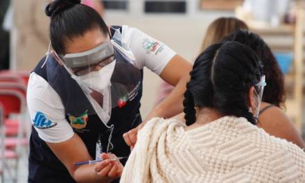 Operan 6 sedes más de vacunación en Pachuca