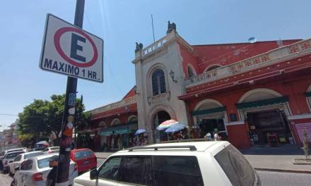 Extienden amonestaciones por exceder estacionamiento de una hora en calle Guerrero