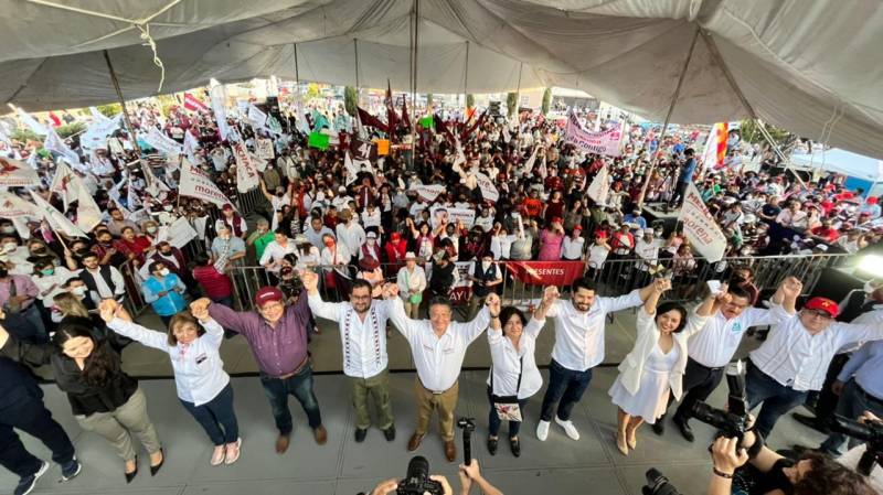Más de 5 mil personas manifiestan su apoyo a Julio Menchaca en Tizayuca