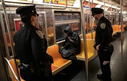 Matan a mexicano en estación del metro de Nueva York