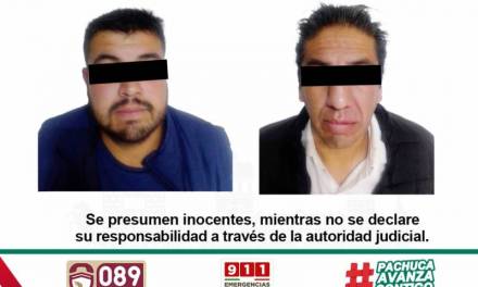Detiene Policía de Pachuca a 2 hombres por “cristalazos” y robo