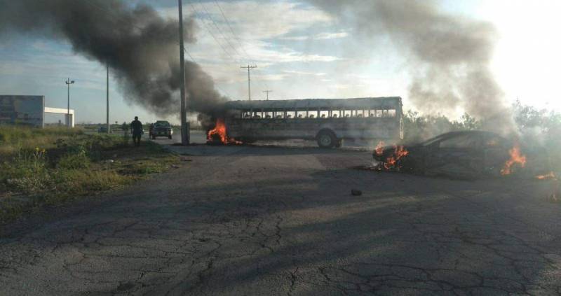 Balaceras, bloqueos y quema de vehículos en Matamoros