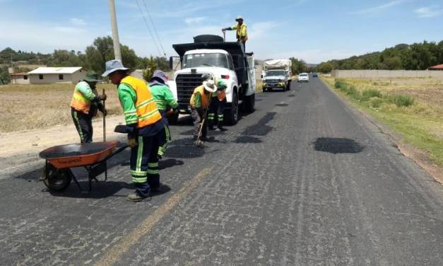 Bachean la vía estatal Tepeapulco-Cuautepec