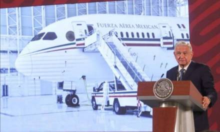 AMLO ofrece avión presidencial, a plazos, a Argentina