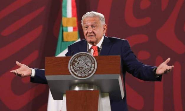 AMLO reta a oposición “Si no van a legislar, que no cobren”