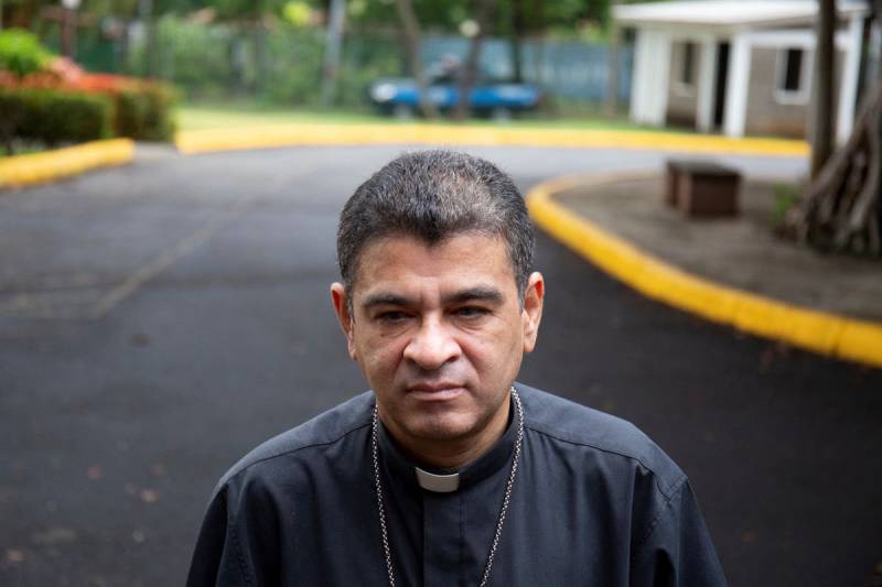 Policía detiene al obispo de Nicaragua