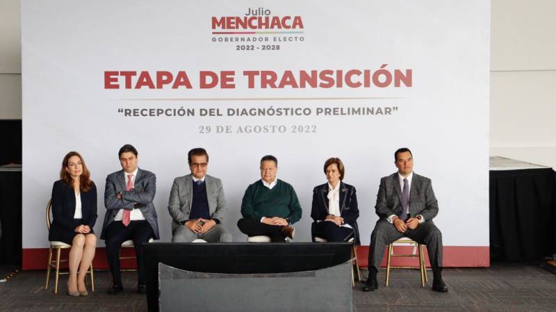 Entregan diagnóstico preliminar del proceso de transición a Julio Menchaca