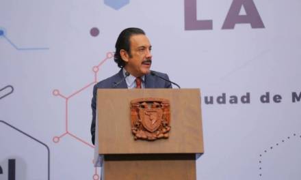 Reconoce Marcelo Ebrard promoción de la ciencia en Hidalgo