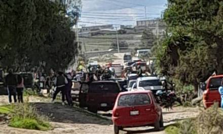 Derrumbe en Cuautepec deja a dos hombres sepultados; muere uno de ellos
