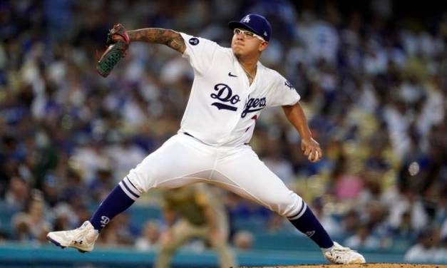 Julio Urías jugará el Clásico Mundial de Beisbol