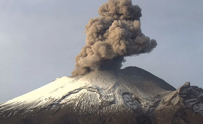 Volcán de Colima y Popocatépetl registran actividad provocada por el sismo