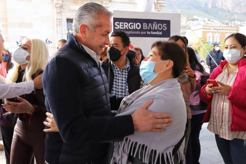 Sube aprobación de Sergio Baños, edil de Pachuca