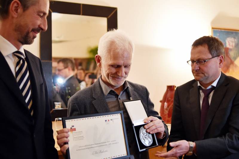 Defensores de los DDHH en Ucrania, Rusia y Bielorrusia ganan el Nobel de la Paz