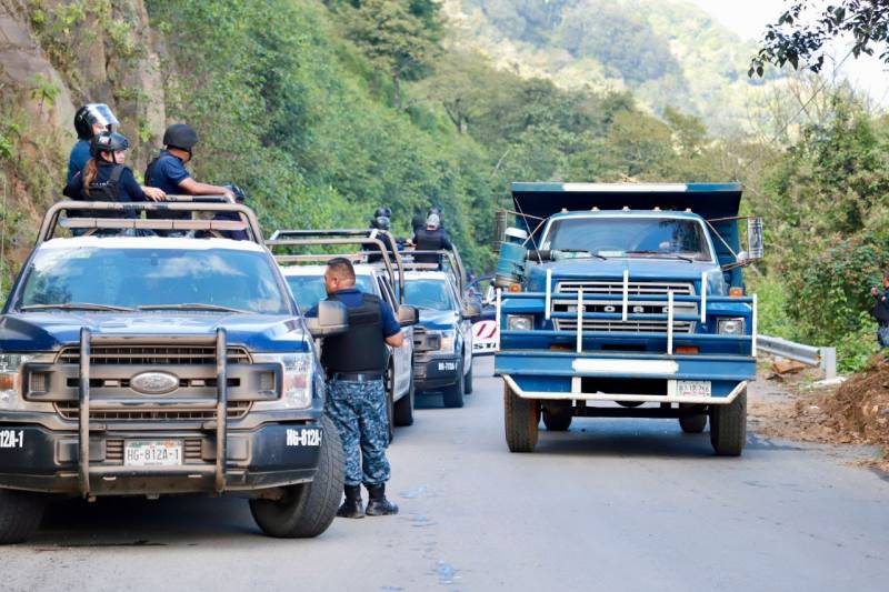 Desbloquean tramo a minera Autlán en Molango