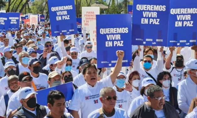 Exigen cooperativistas resolución en la cementera La Cruz Azul