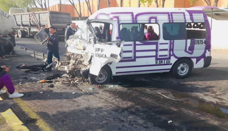 Accidente en la Pachuca-Sahagún deja 15 heridos