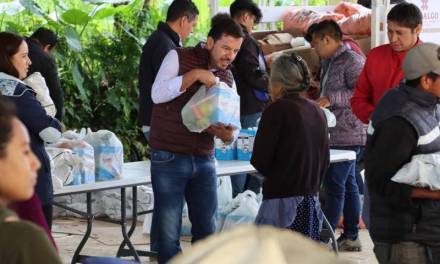 Entrega DIFH apoyo nutricional en Zacualtipán