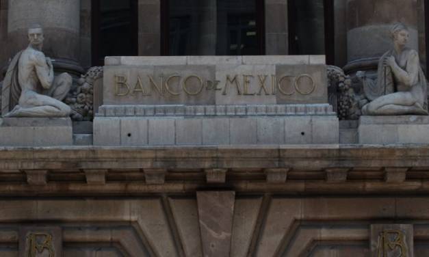 Banxico rompe récord: sube tasa de interés 75 puntos, su máximo nivel histórico