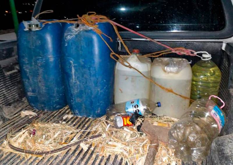 Cuatro detenidos y mil litros de huachicol recuperados en 2 municipios