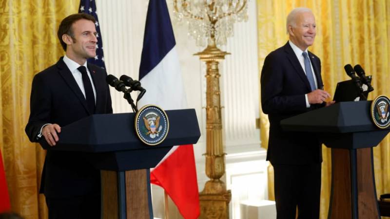 Biden y Macron brindarán más ayuda a Ucrania