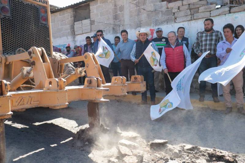 Inicia reconstrucción de carretera San Juan Tepa-Tecomatlán