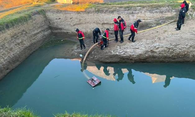 Niño en Tulancingo muere ahogado en canal de aguas negras