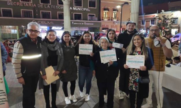 Canaco premia a ganadores del concurso de fachadas navideñas