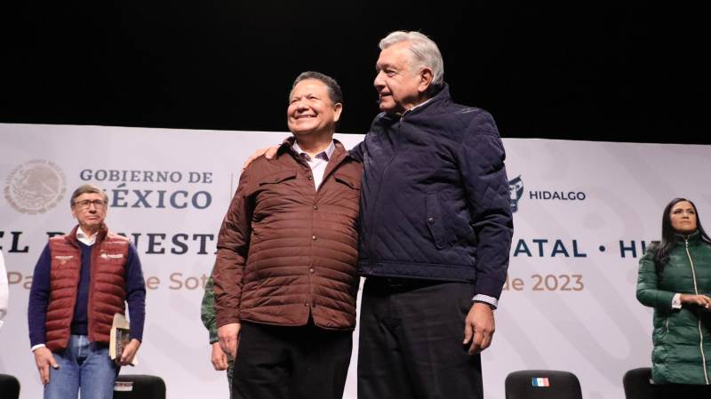 Acuerda Julio Menchaca visitar Palacio Nacional