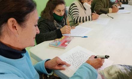 Imparten talleres de memoria en centros gerontológicos