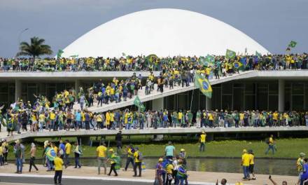 Seguidores de Bolsonaro atacan tres poderes de Gobierno en Brasil