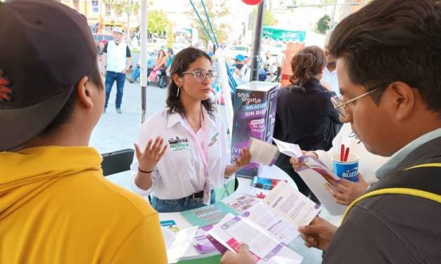 Feria de la salud en Plaza Independencia