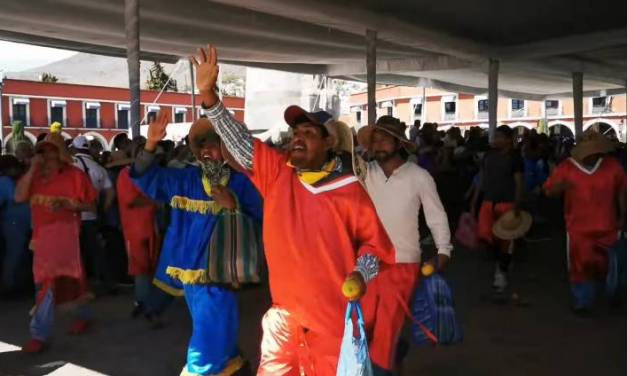 Camarógrafo resulta lesionado durante celebraciones de Carnaval en Pachuca